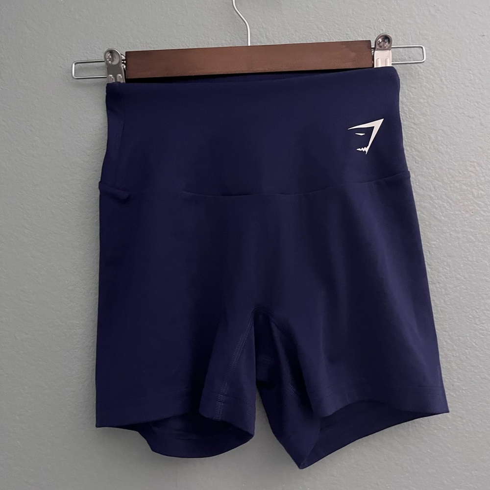 gymshark training tight shorts size xs color neptune purple